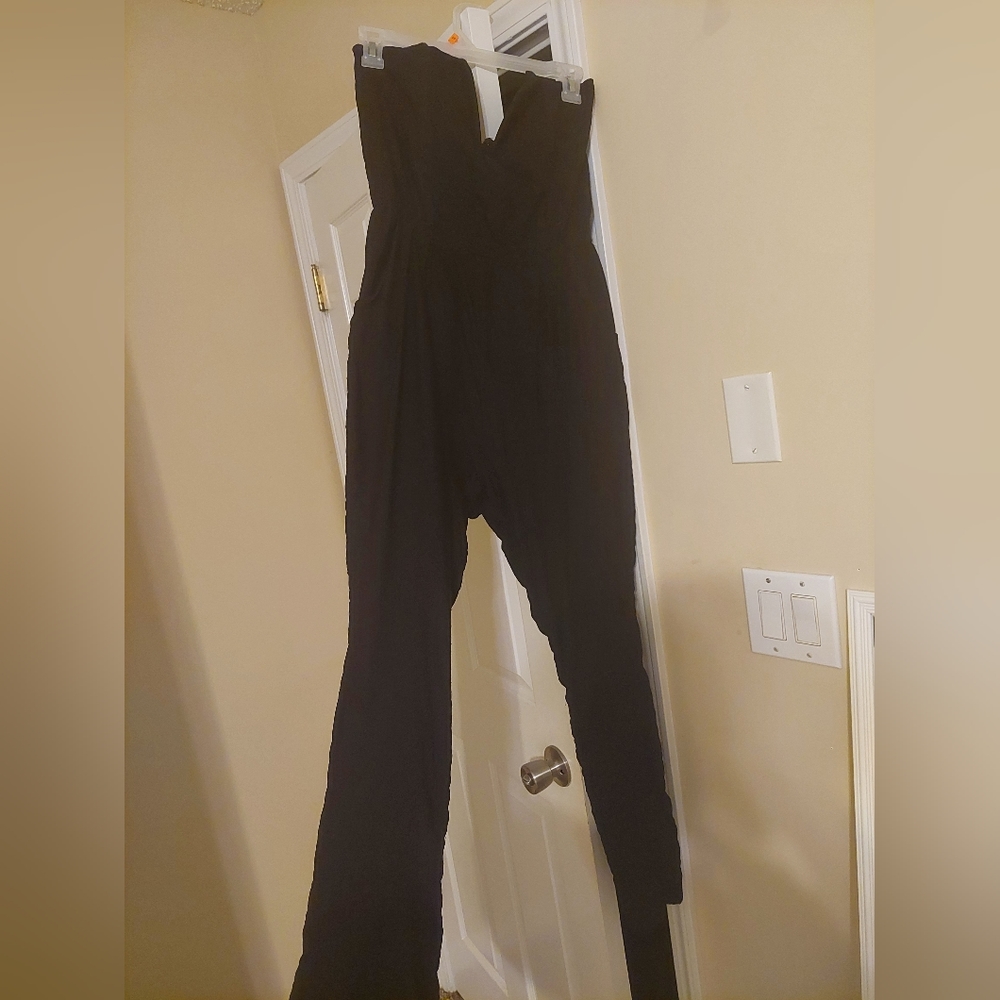 Strapless Jumpsuit, Deep V Neck, Stretchy - Picture 9 of 15